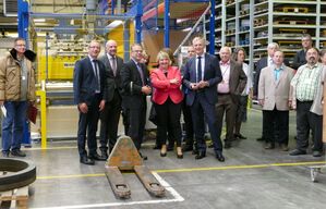 Frank-Jürgen Weise und Katja Mast bei der Unternehmensführung der Witzenmann AG